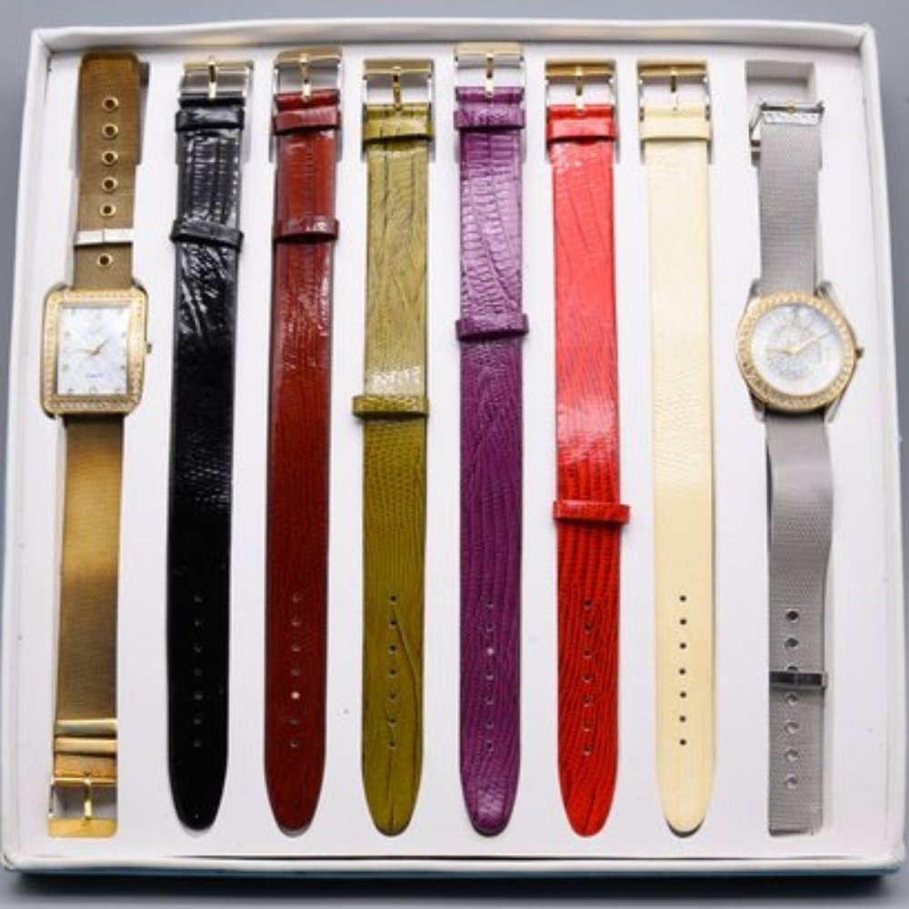 VINTAGE WALTHAM SET OF TWO BASE METAL BEZEL WATCH AND 8 BANDS